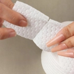 Waciki do MANICURE bezpyłowe W ROLCE 500 SZTUK grube mocne 5x5cm trwałe