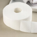 Waciki do MANICURE bezpyłowe W ROLCE 500 SZTUK grube mocne 5x5cm trwałe