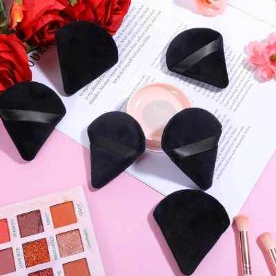 GĄBECZKA welurowa gąbka na palec PUSZEK do pudru bakingu trójkąt 1 sztuka