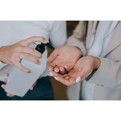 Płyn do dezynfekcji Sterillhand 500ml z pompką preparat bakteriobójczy