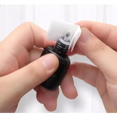 Waciki bezpyłowe niestrzępiące do kleju 200 sztuk